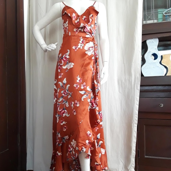 LAST ONE Lulus Floral Print High-Low Wrap Dress - Picture 6 of 9